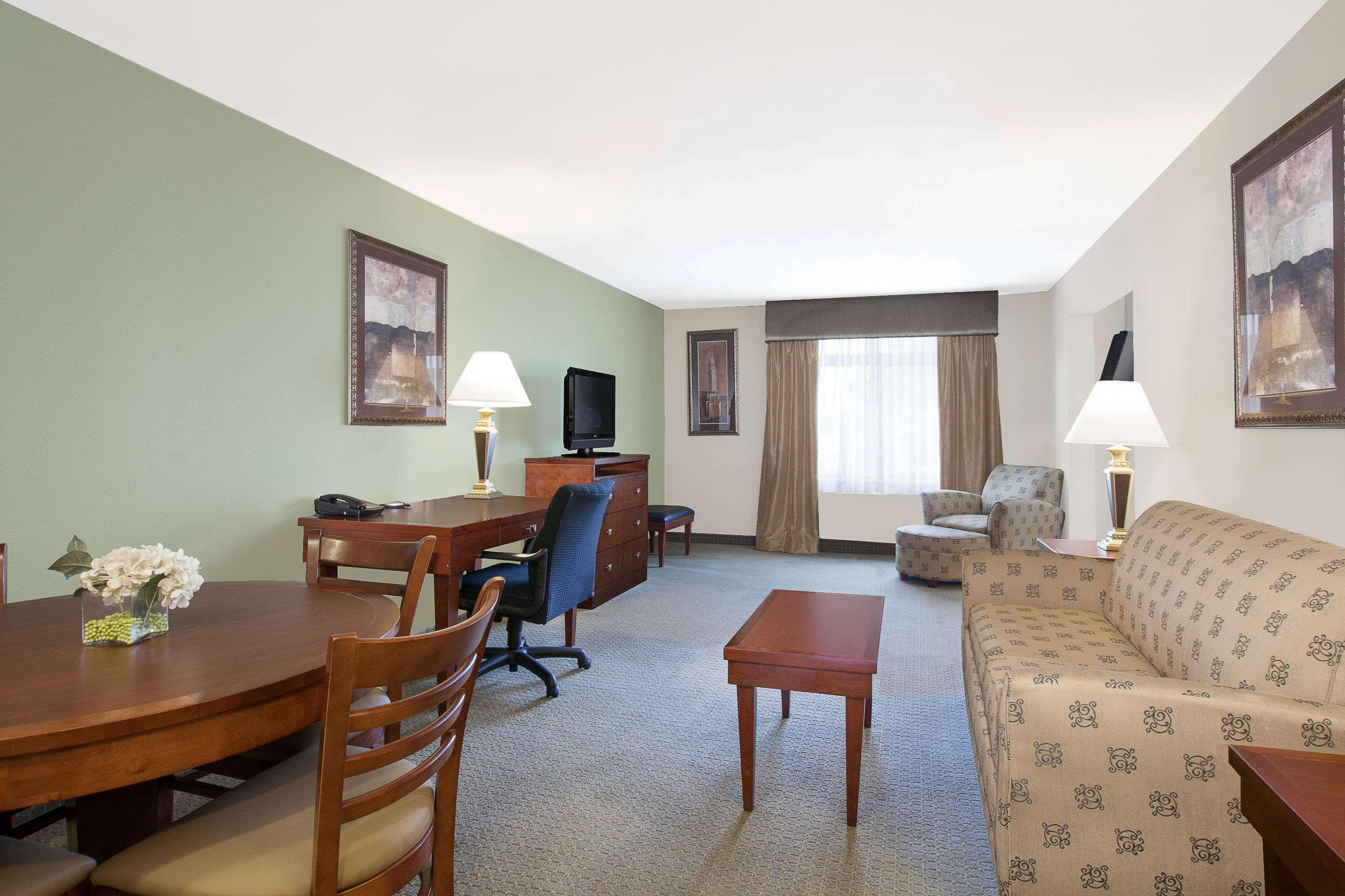 Wingate By Wyndham Lafayette Airport Ξενοδοχείο Εξωτερικό φωτογραφία