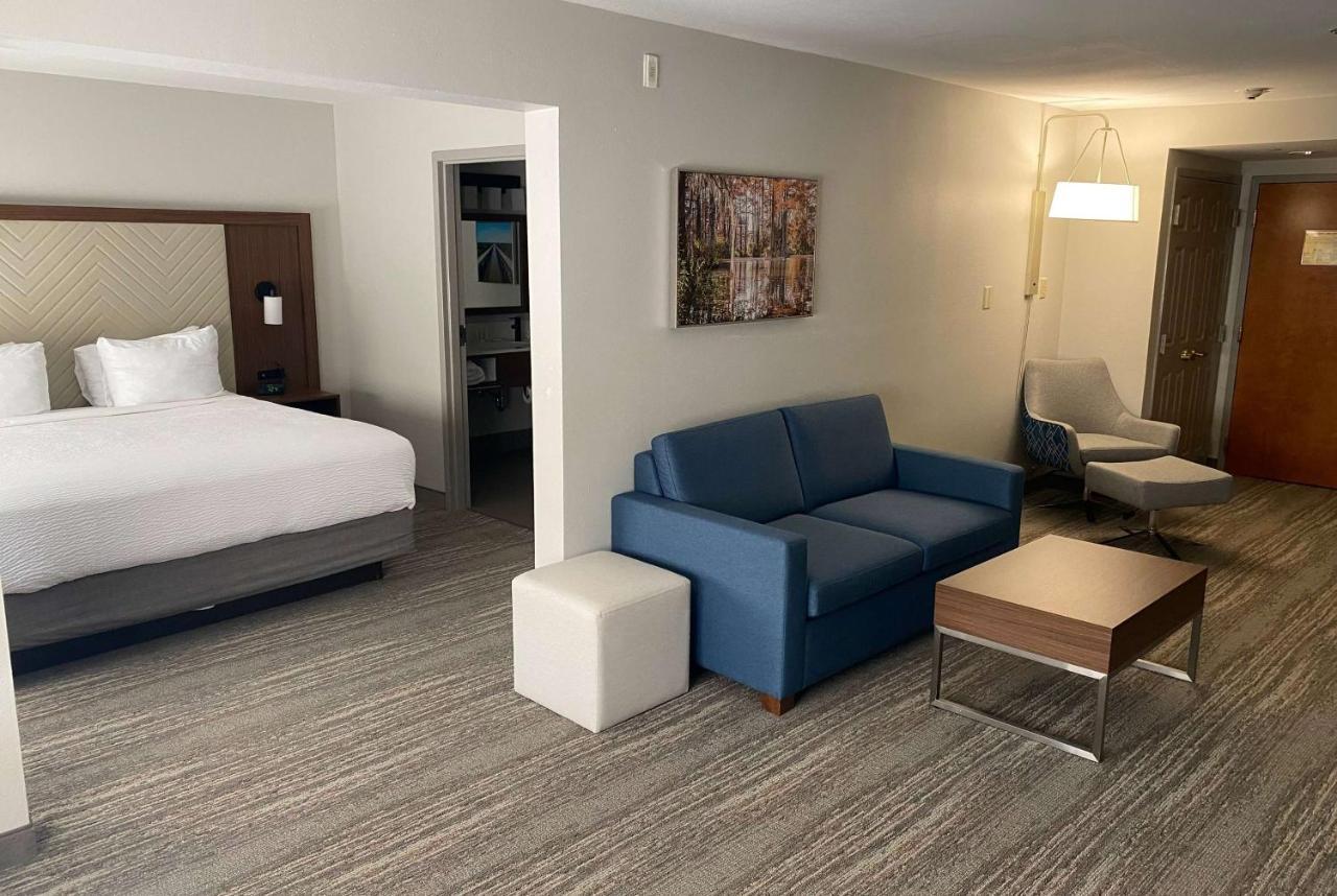 Wingate By Wyndham Lafayette Airport Ξενοδοχείο Εξωτερικό φωτογραφία